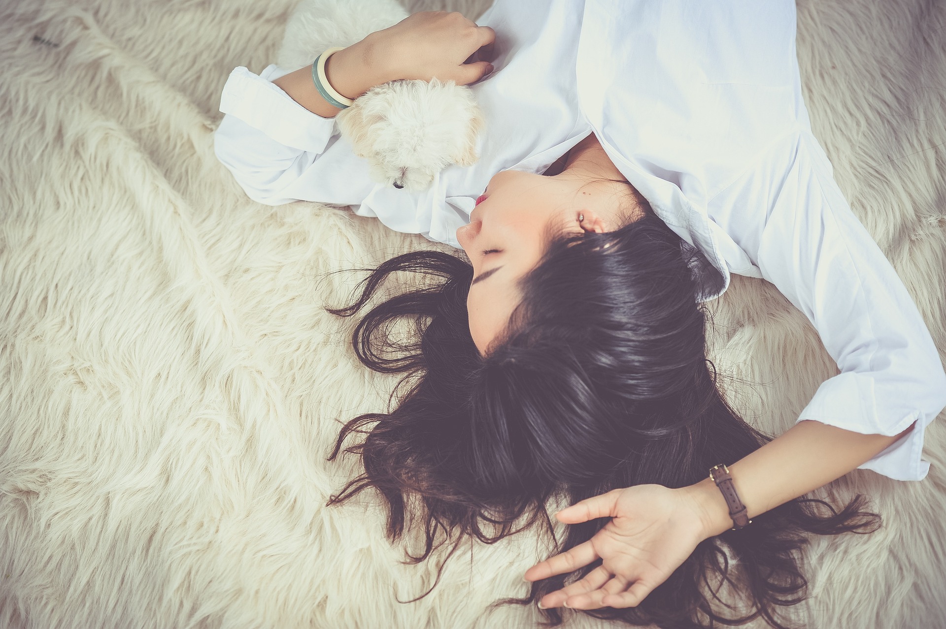 How to Get Better Sleep with Frequency Healing: A Guide to Restful Nights